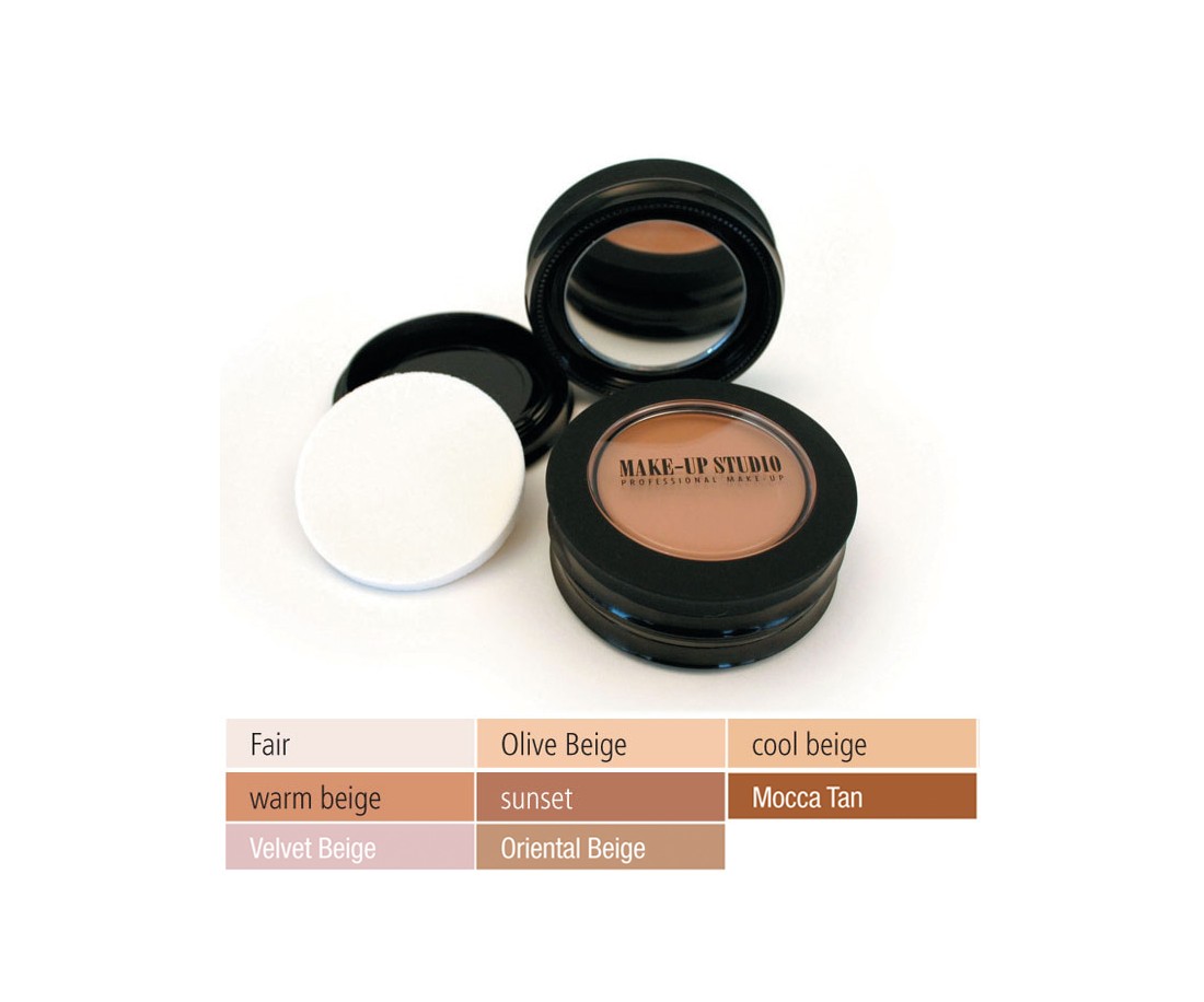 Make-up Studio Light Velvet Foundation 8 ml.